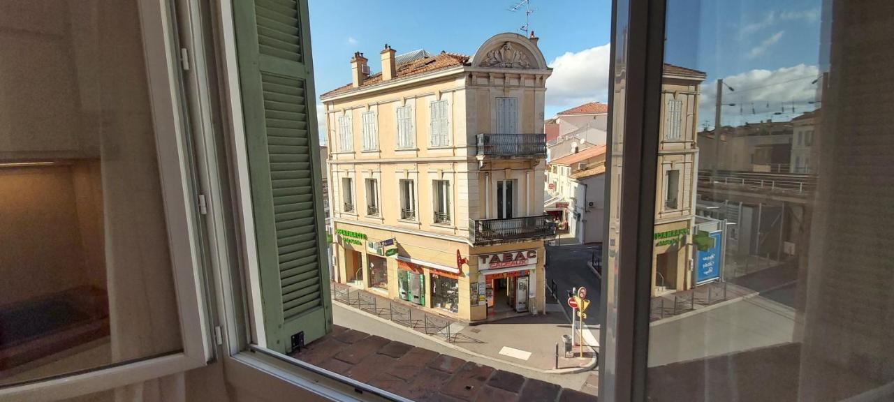 123 Sadi Carnot, Classe 2 Etoiles Saint-Raphaël 외부 사진