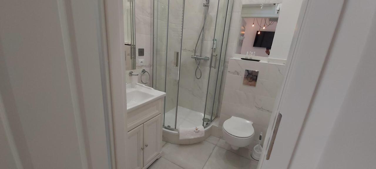 123 Sadi Carnot, Classe 2 Etoiles Saint-Raphaël 외부 사진